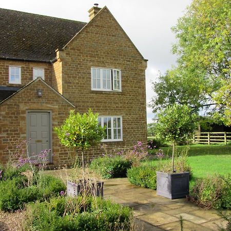 Weston Hill Farm Bed & Breakfast Moreton Pinkney ภายนอก รูปภาพ