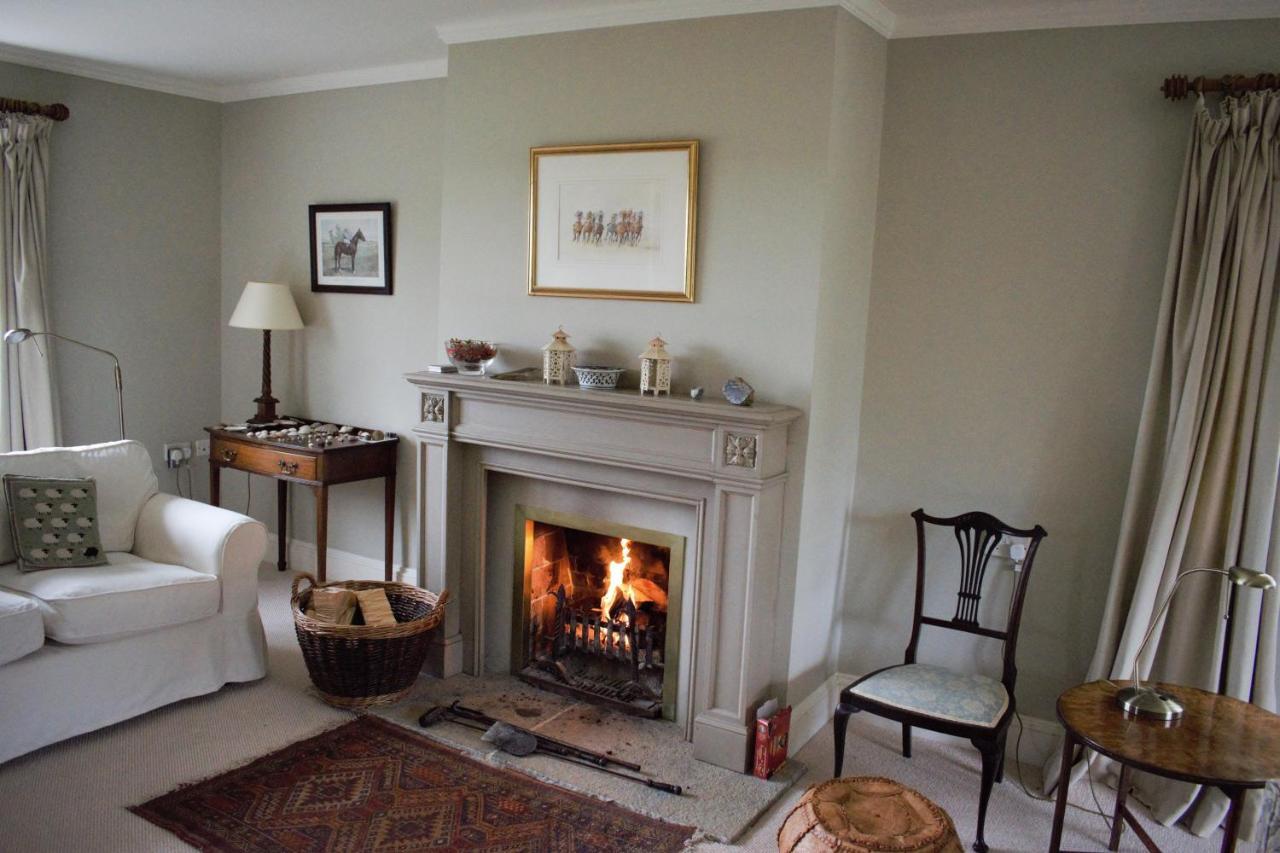 Weston Hill Farm Bed & Breakfast Moreton Pinkney ภายนอก รูปภาพ